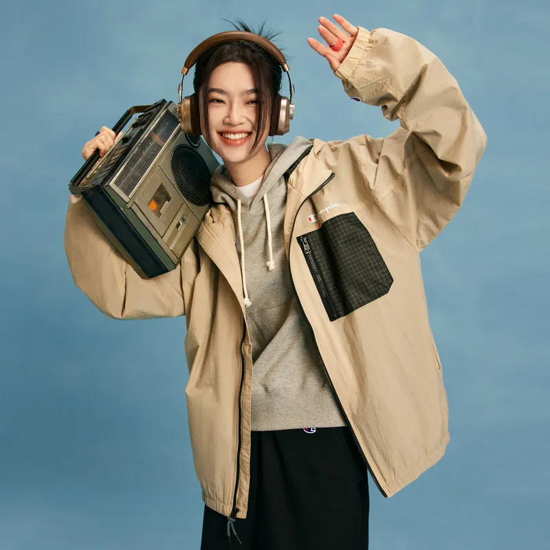 Champion FW22 Jacket US Version Unisex-4