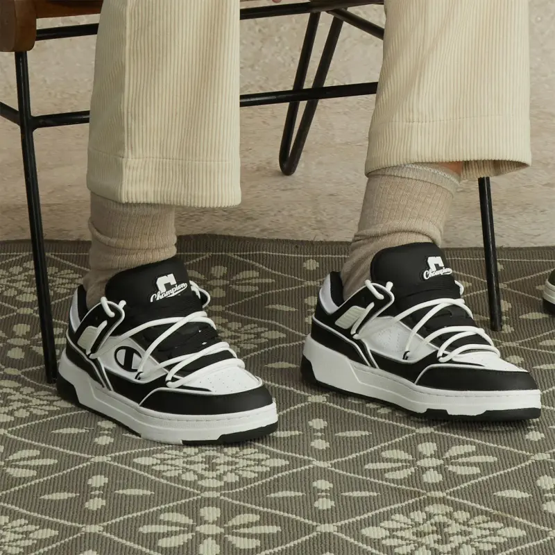 Champion Low Top Skateboard Shoes Unisex Black White-5