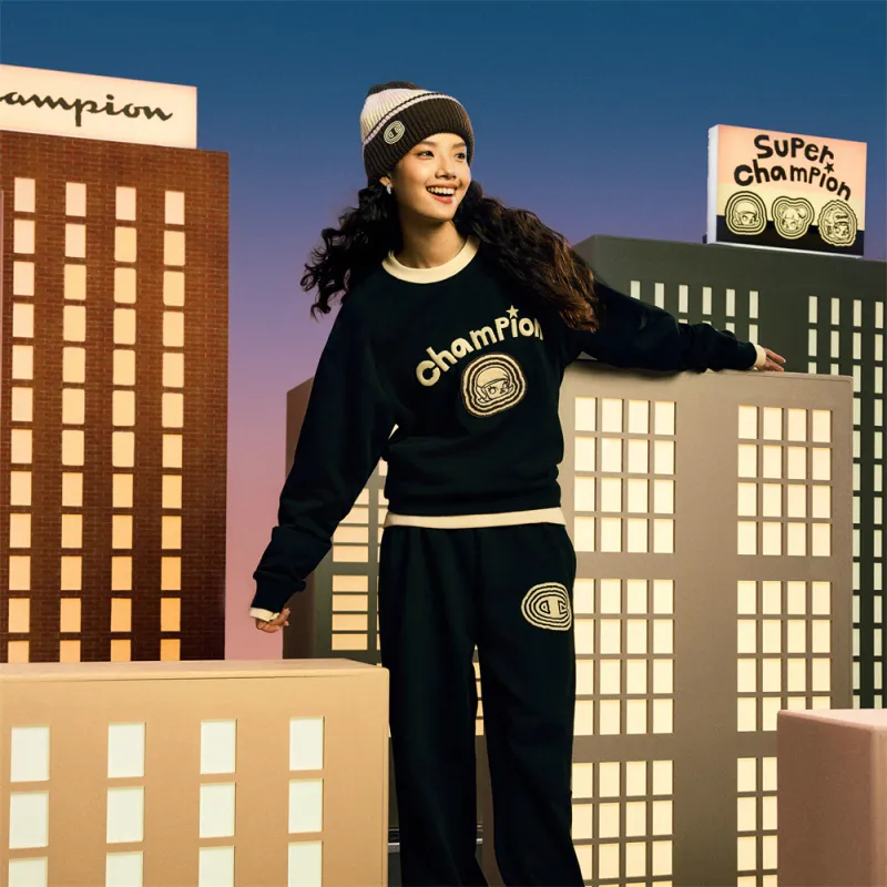 Champion x POP MART Sweatshirt Unisex-8