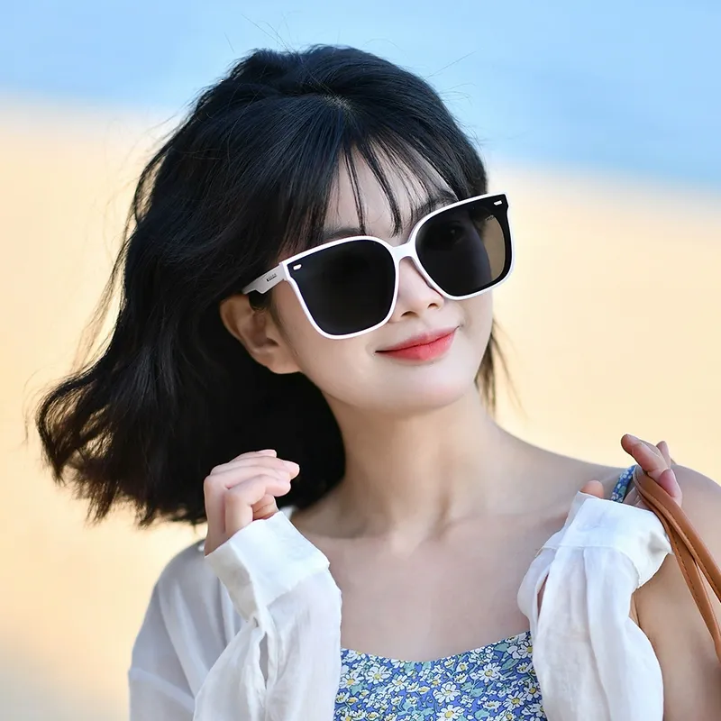 HELEN KELLER Plate Frame Irregular Shape Sunglasses Unisex-2
