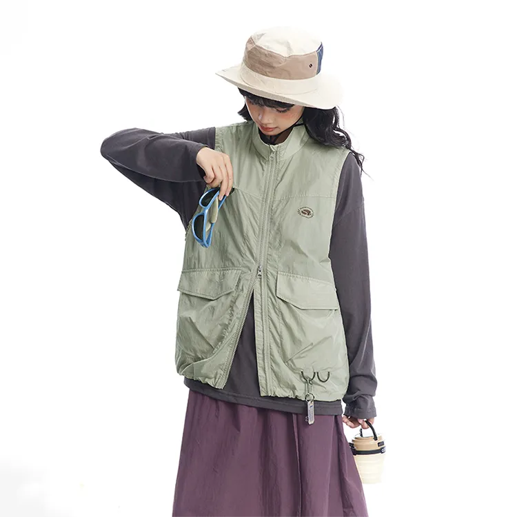 Saotome Vest Unisex Gray Pea Green-4