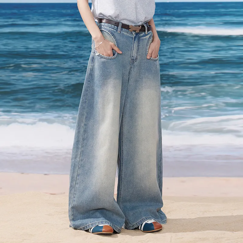 Madgood Jeans Women's Vintage Blue Comes With Earphone Case-4