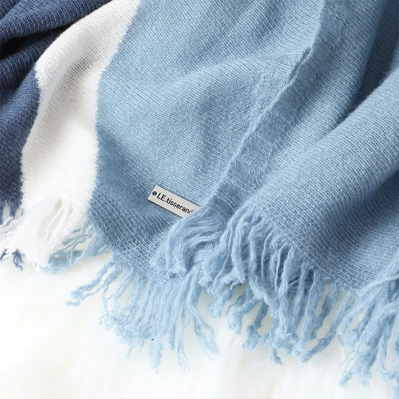 LE TISSERAND 100% Sheep Wool Knit Scarves Women's-1