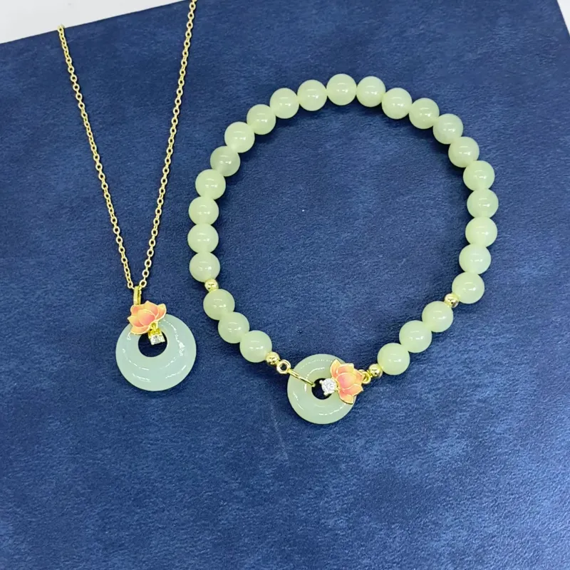 Royal Heaven's Choice Bracelets Pale Greenish White Jade Women's-4