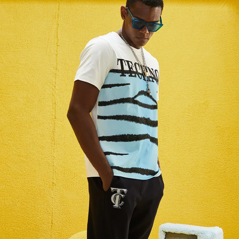 TCH T Shirts Unisex White With Black Logo-4