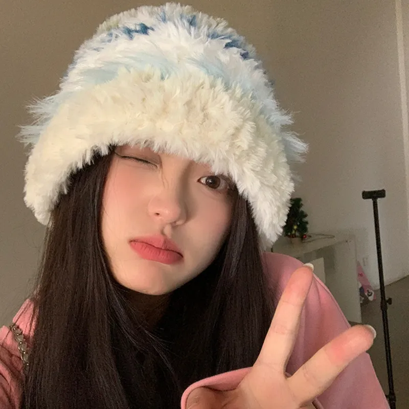 Cranta Komeia Acrylic Beanies Women's-1