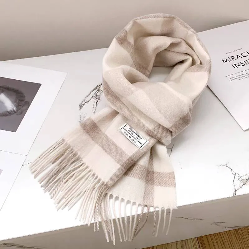 Cranta Komeia Knit Scarves Women's-1