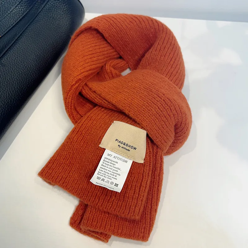 Cranta Komeia Knit Scarves Women's-1