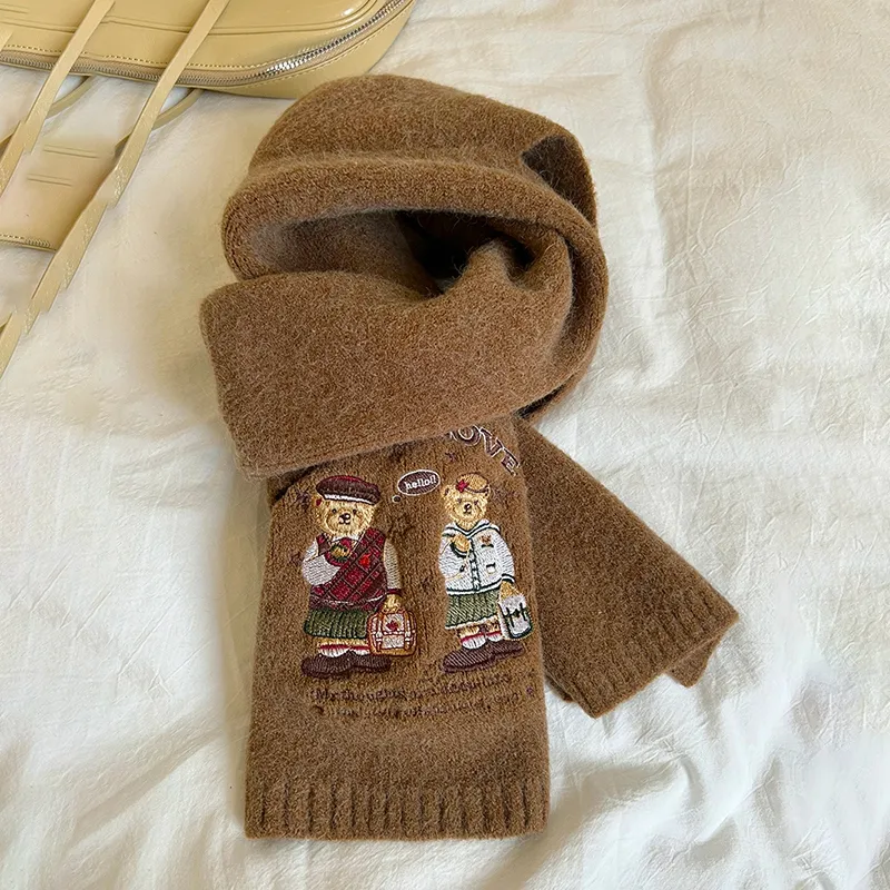 Cranta Komeia Knit Scarves Women's-1