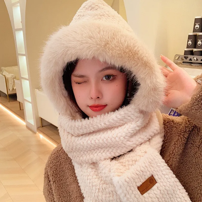 Cranta Komeia Polyester Hoods & Plush Hats Women's-2