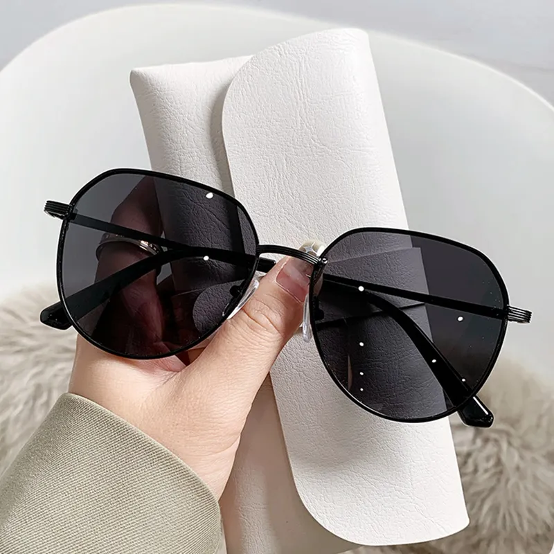 Cranta Komeia Round Sunglasses Unisex-3