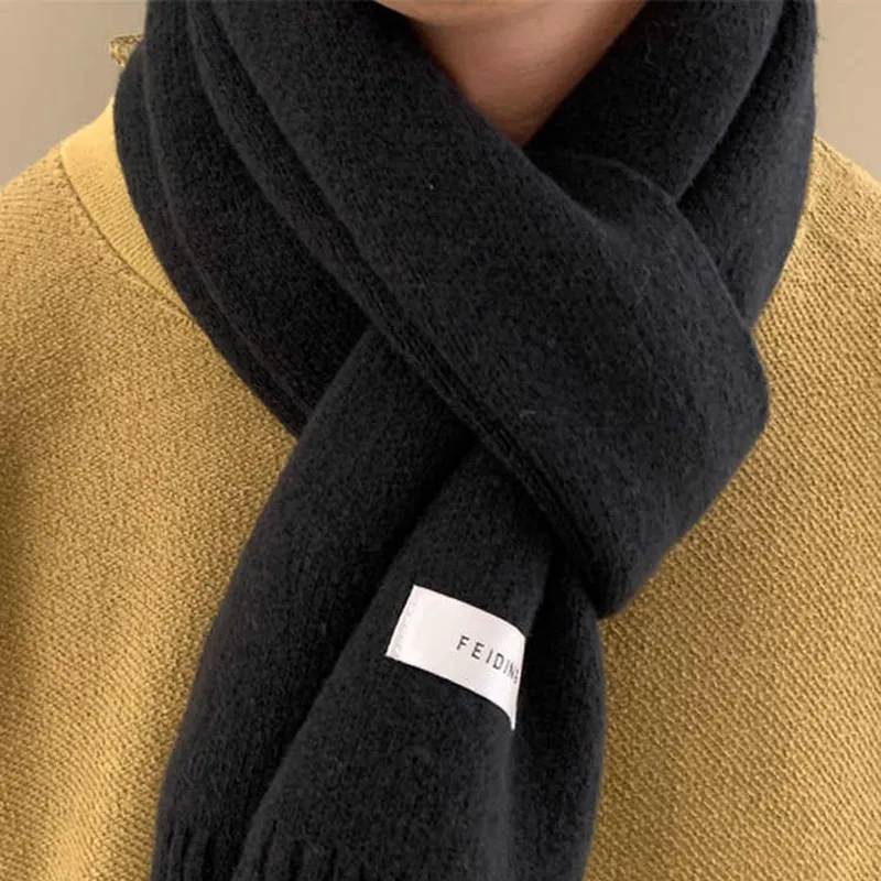 Cranta Komeia Polyester Knit Scarves Unisex-1