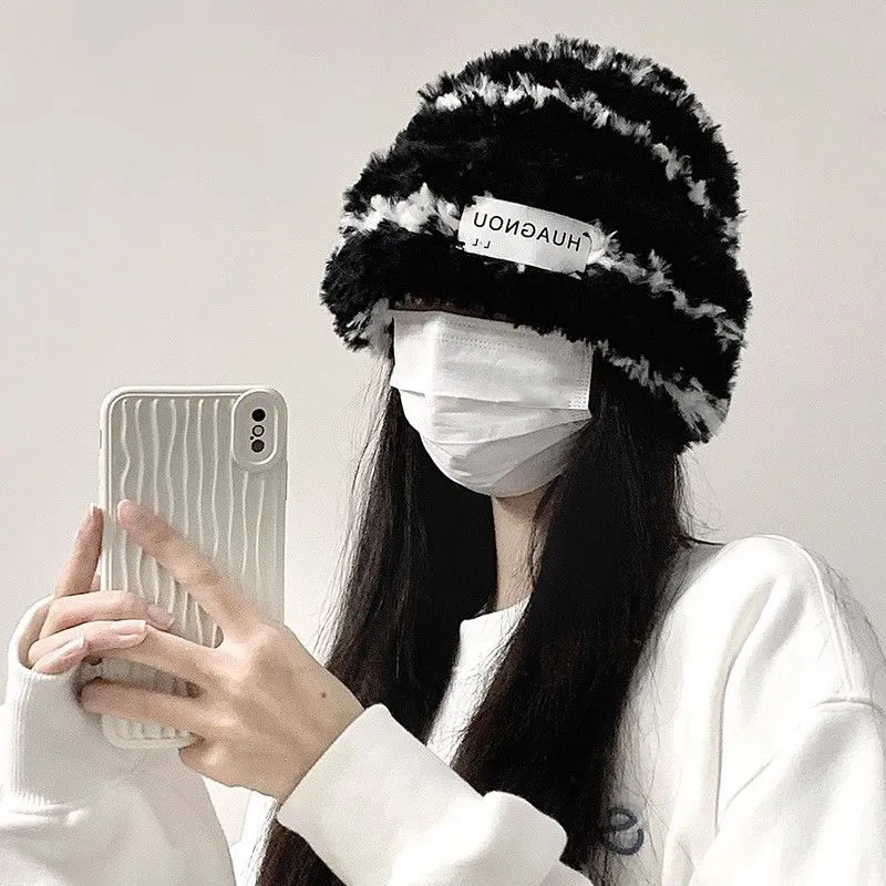 Cranta Komeia Polyester Beanies Women's-4