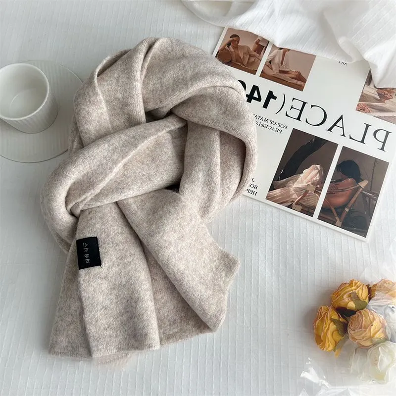 Cranta Komeia Knit Scarves Women's-1