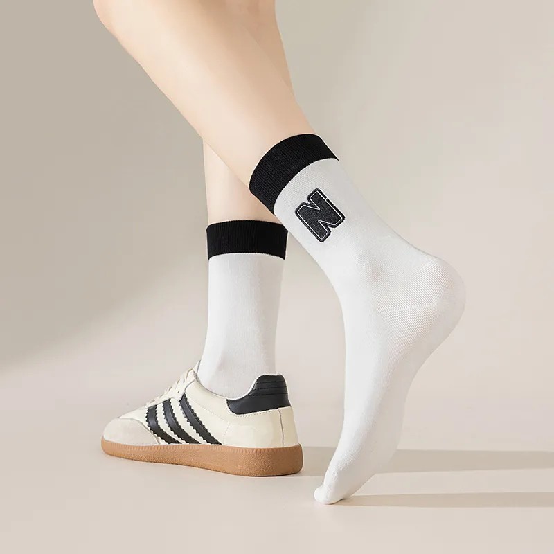 HANADASOX Unisex Mid-Calf Socks-4