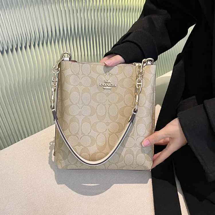 Luxury Care Artisan Workshop Metal Alloys Bag Shoulder Strap Women's White/Gold Tone-10