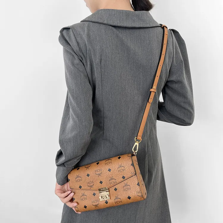 Luxury Care Artisan Workshop Imported Microfiber Envelope Bag, Shoulder Bag, Crossbody Bag, Bag Strap Women's Brown-4