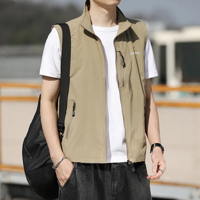 Jeep Garden Mori Vests Unisex-11