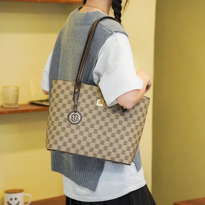 North Pack Shoulder Bags-10
