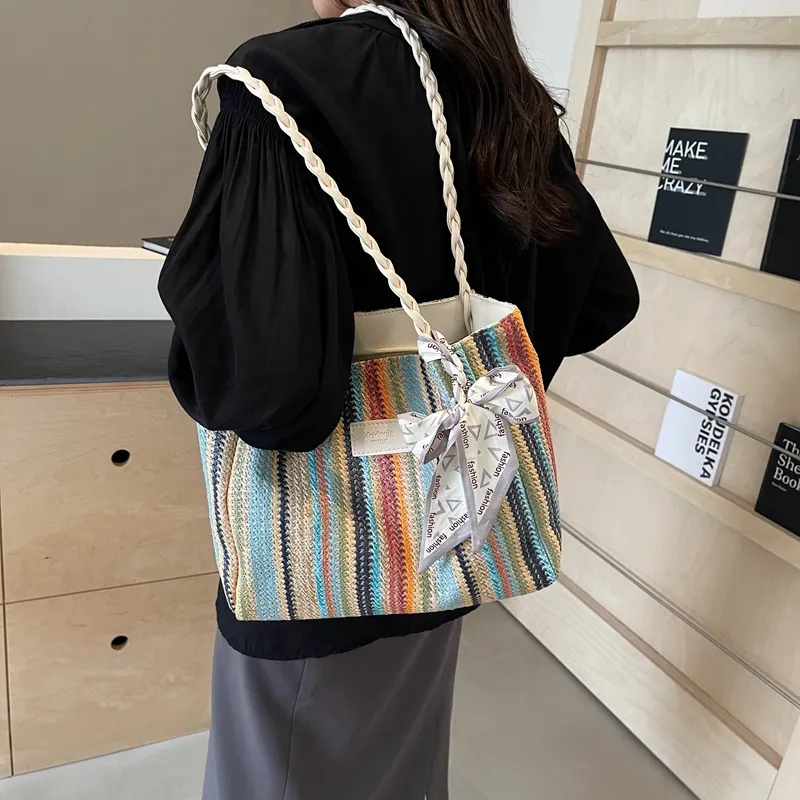 Elsvet Straw Woven Shoulder Bag Regular Women's White/Coffee/Khaki-4