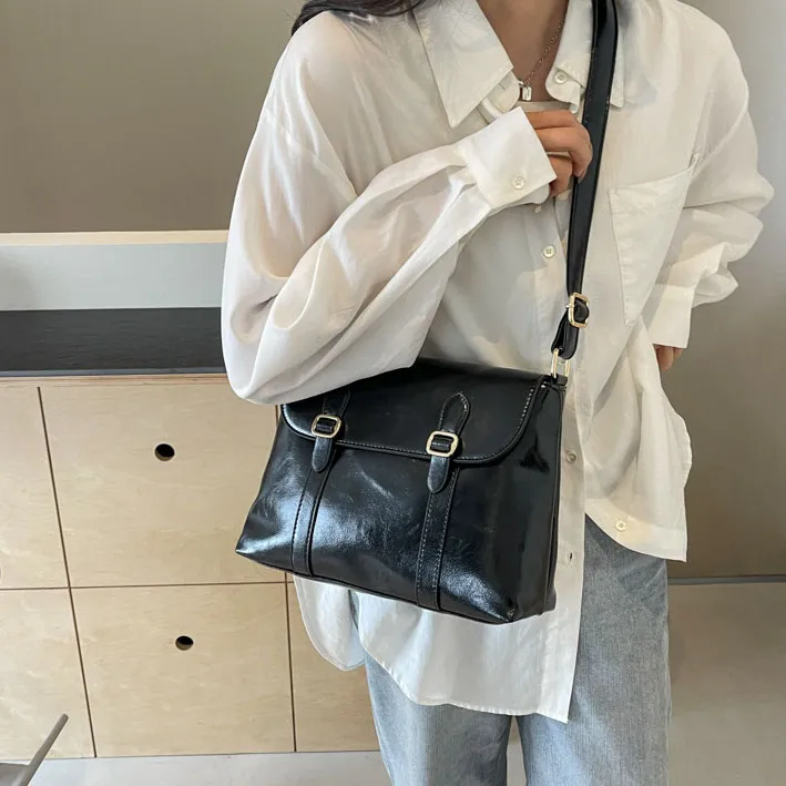 Elsvet PU Crossbody One Shoulder Women's White/Black/Brown-4