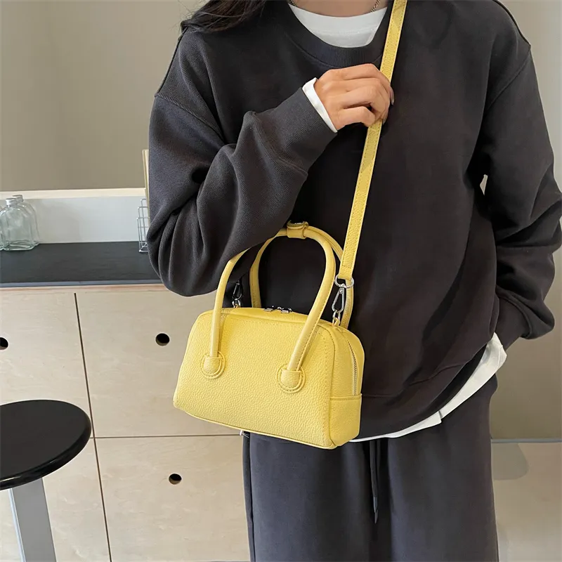 Elsvet PU Crossbody Handbag Regular Women's White/Sky Blue/Yellow/Black/Pink-11