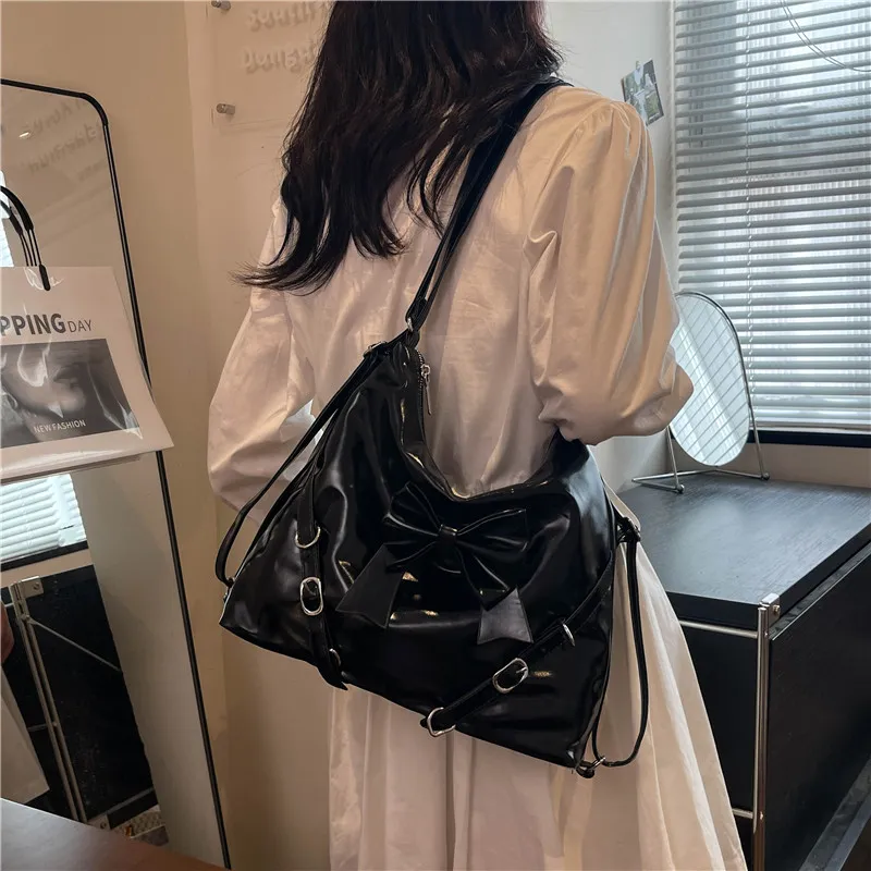 Elsvet PU Backpack Regular Women's Black/White/Silver/Pink-1