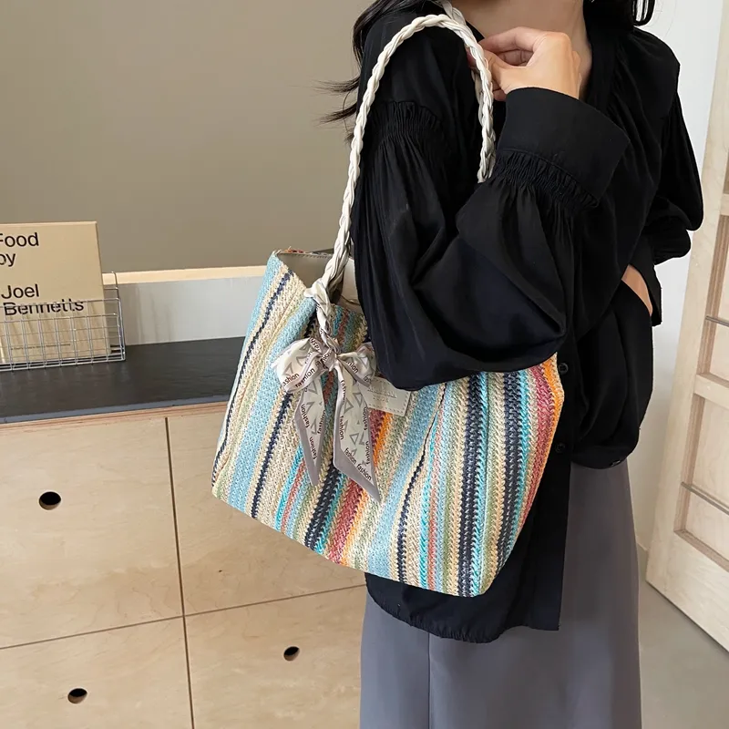 Elsvet Straw Woven Shoulder Bag Regular Women's White/Coffee/Khaki-3