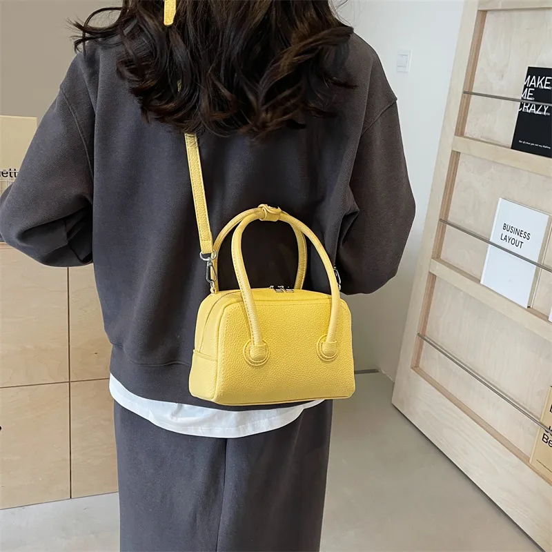 Elsvet PU Crossbody Handbag Regular Women's White/Sky Blue/Yellow/Black/Pink-12