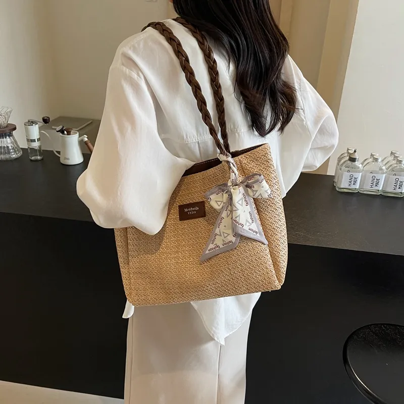 Elsvet Straw Woven Shoulder Bag Regular Women's White/Coffee/Khaki-7