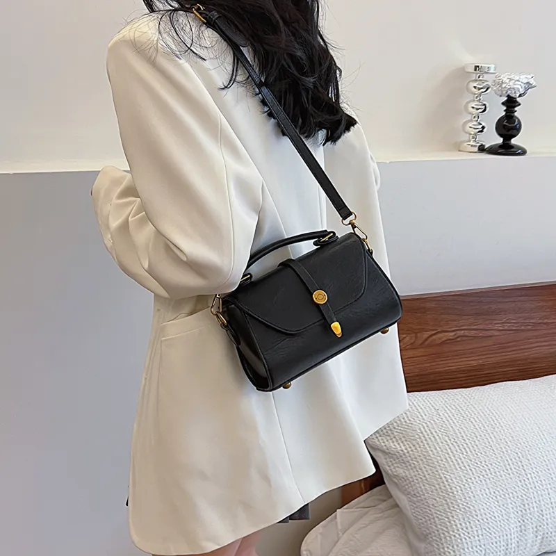 Elsvet PU Crossbody Handbag Women's White/Silver/Brown/Green-8