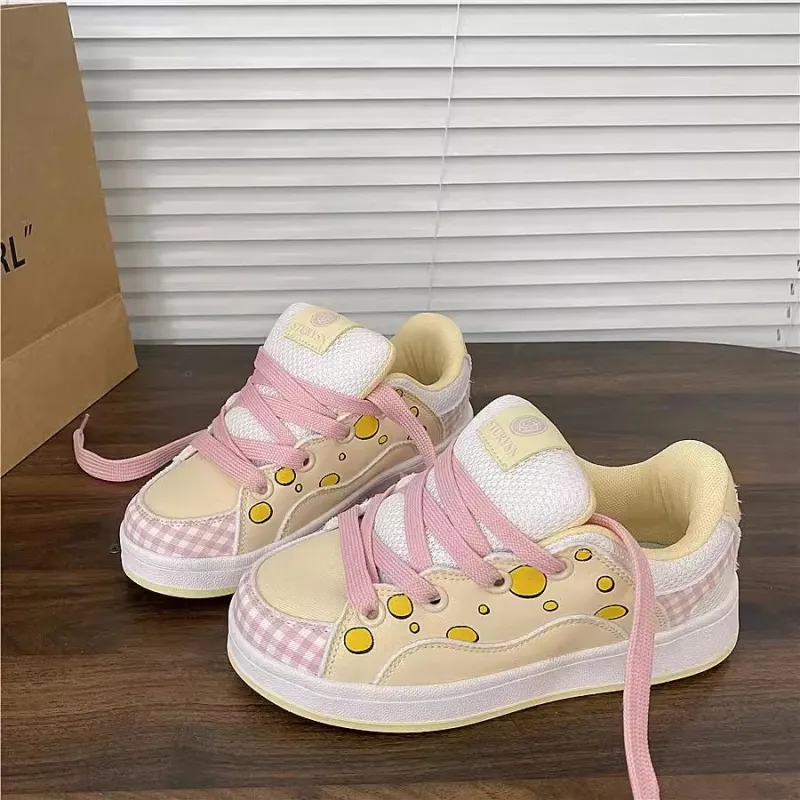 Luji Low Top Skateboard Shoes Women's-9