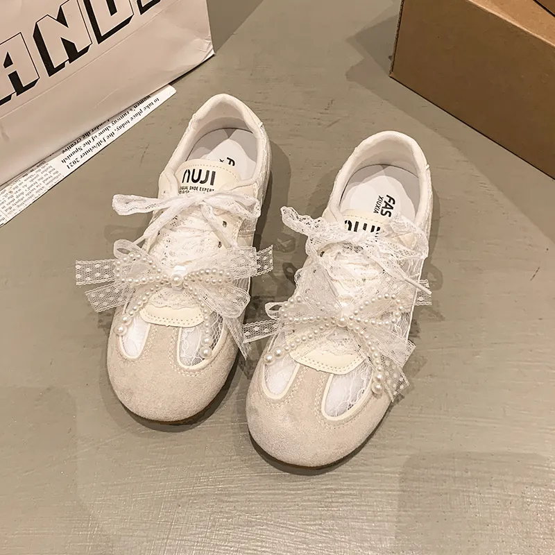 Luji Casual Shoes Women's Low Top Ecru-1