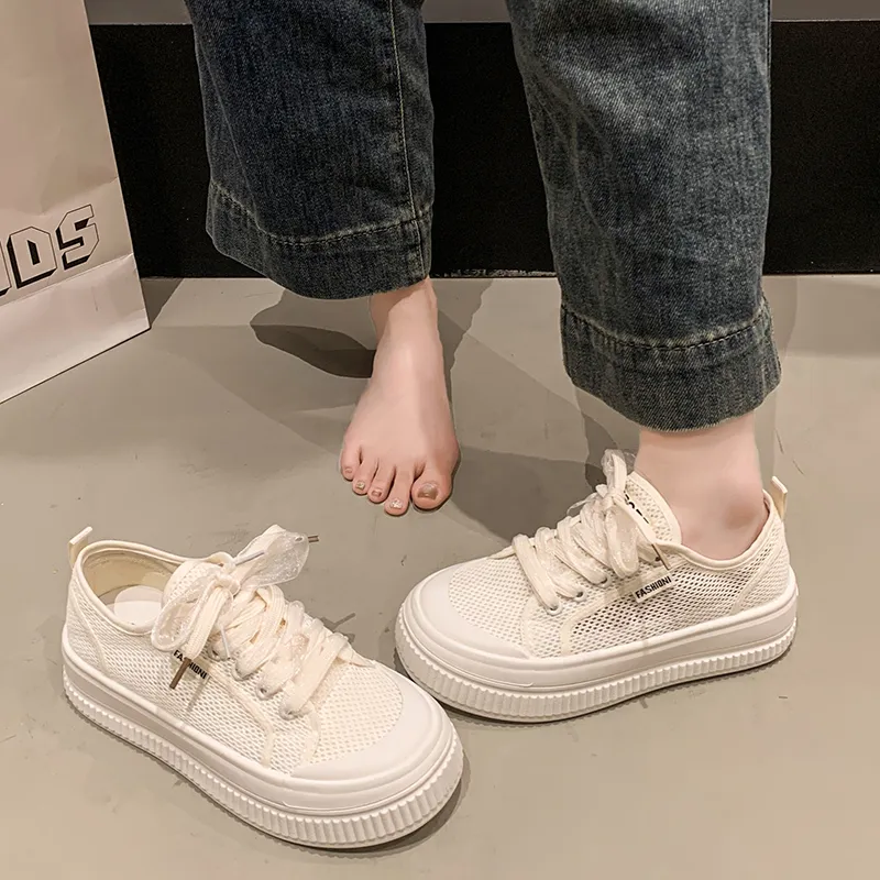 Luji Breathable Low Top Skateboard Shoes Women's-1