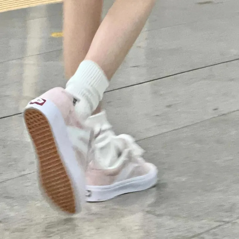 Luji Low Top Skateboard Shoes Women's-8
