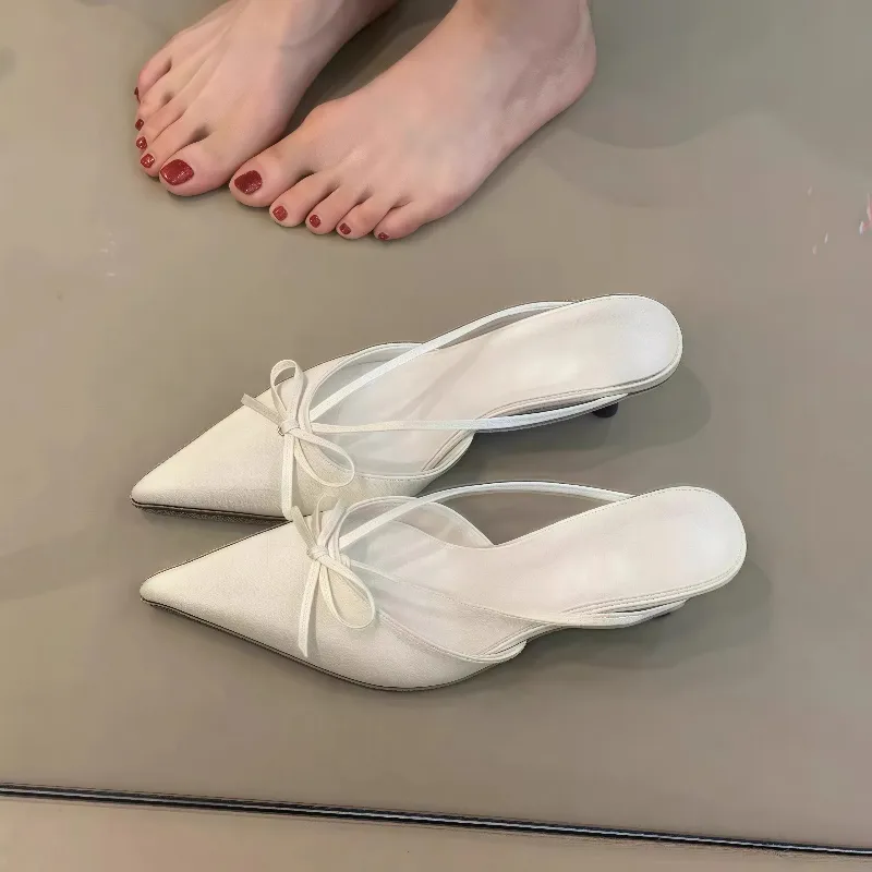 Luji Closed Toe Slippers Women's-19