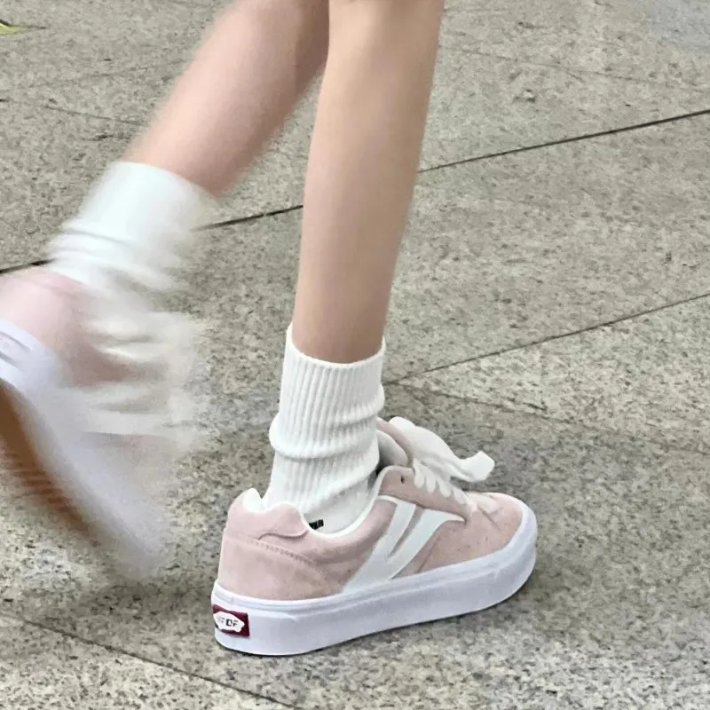 Luji Low Top Skateboard Shoes Women's-1