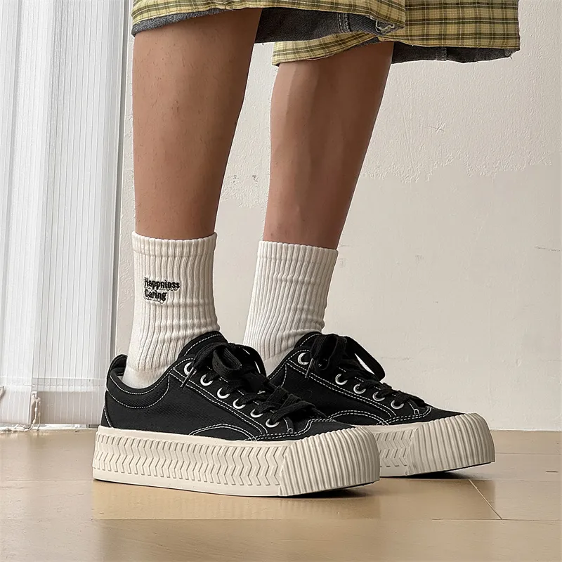 Luji Low Top Skateboard Shoes Men's Black-4