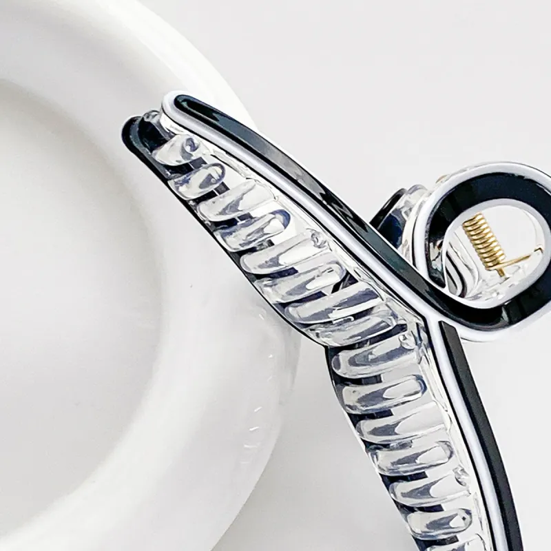 WEST ISLAND Acrylic Hair Clips Women's-1