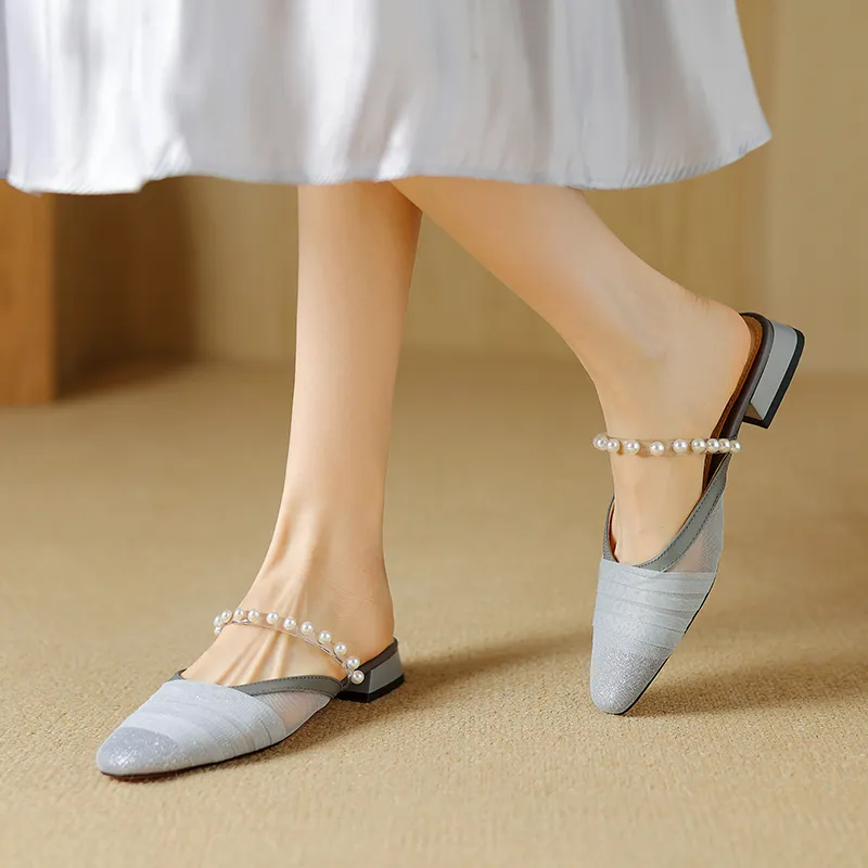 Mo Lin Closed Toe Slippers Women's-7