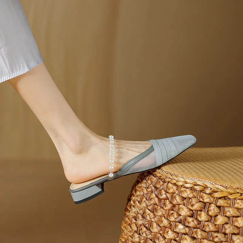 Mo Lin Closed Toe Slippers Women's-8