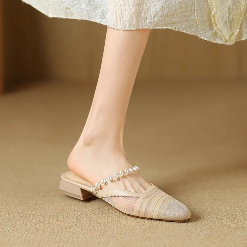 Mo Lin Closed Toe Slippers Women's-12