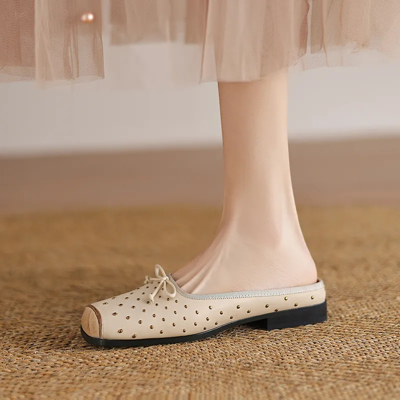 Mo Lin Slip Resistant Closed Toe Slippers Women's-6