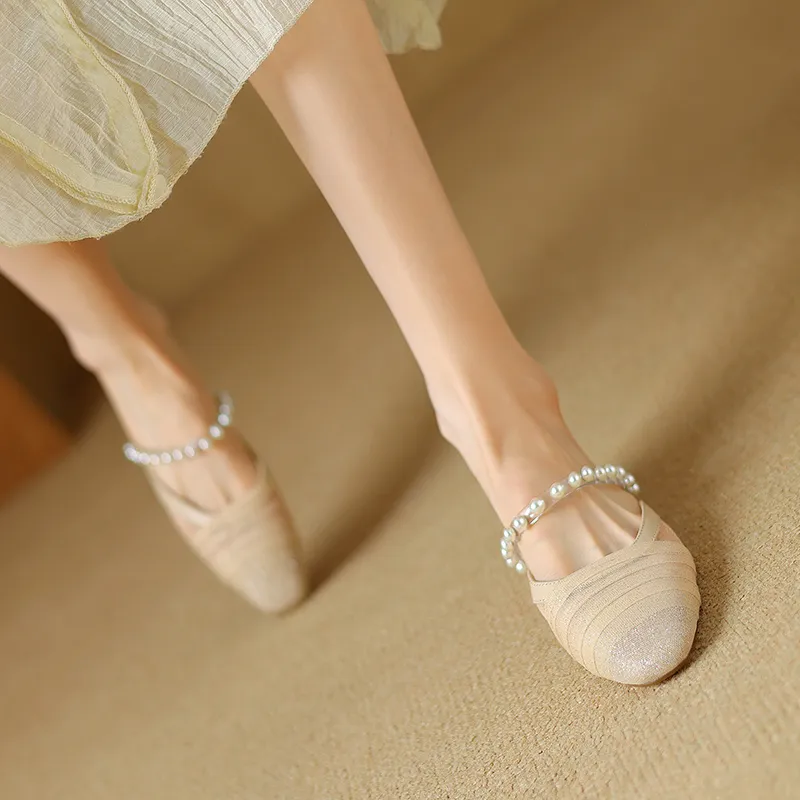 Mo Lin Closed Toe Slippers Women's-13