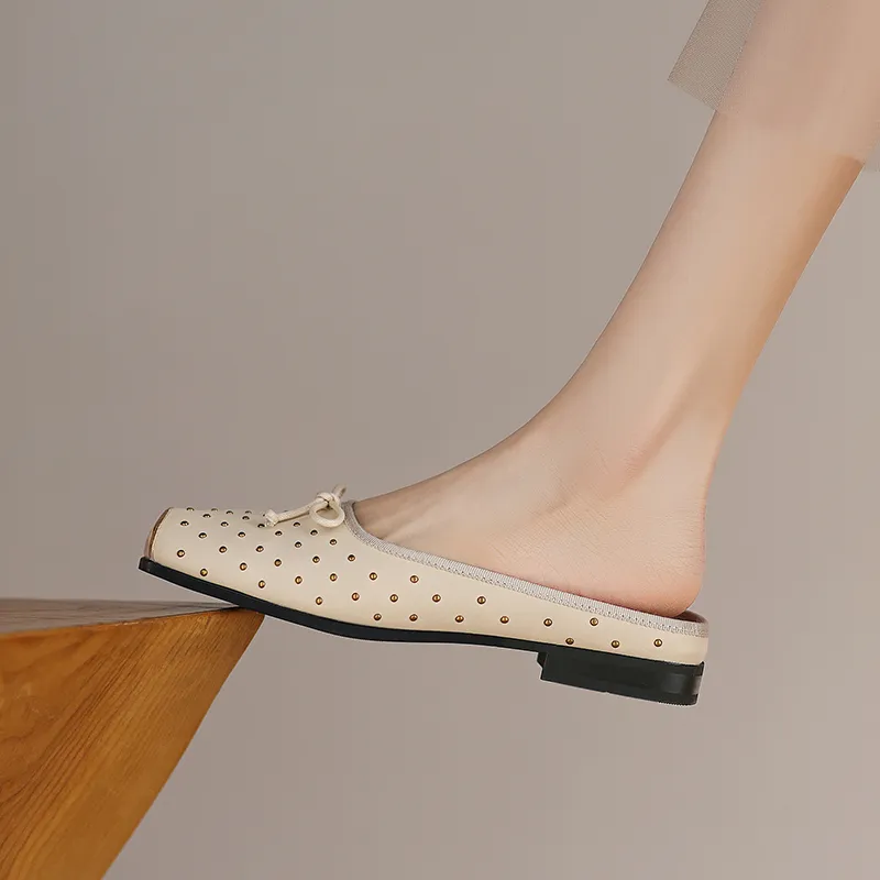 Mo Lin Slip Resistant Closed Toe Slippers Women's-7