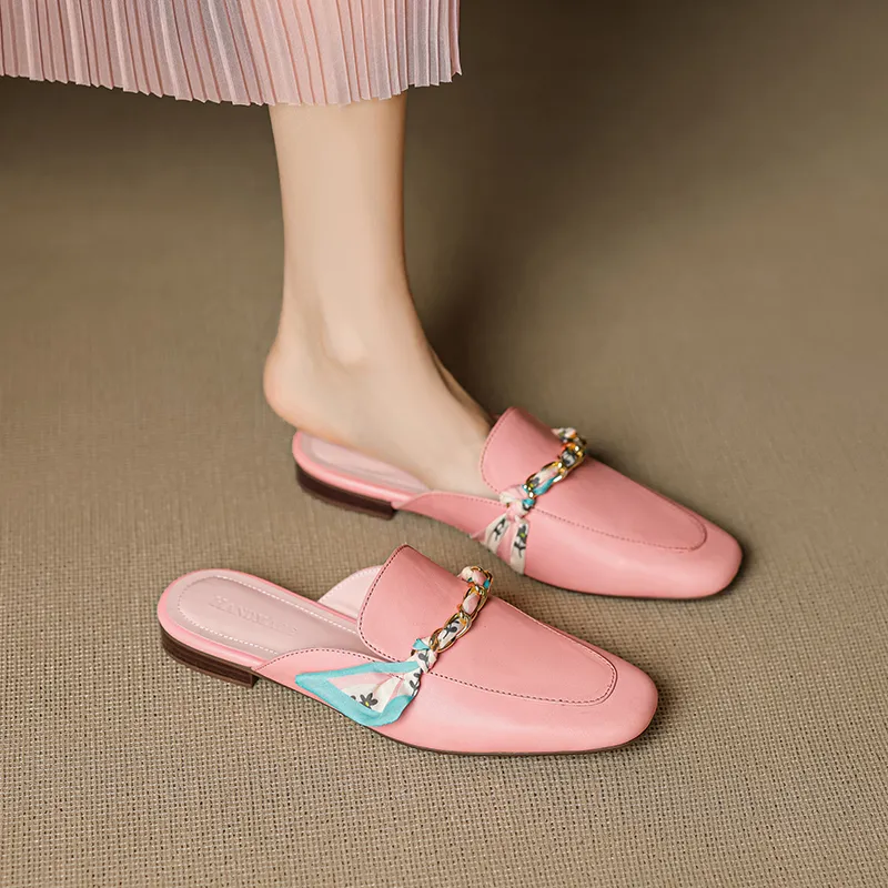 Mo Lin Closed Toe Slippers Women's-4