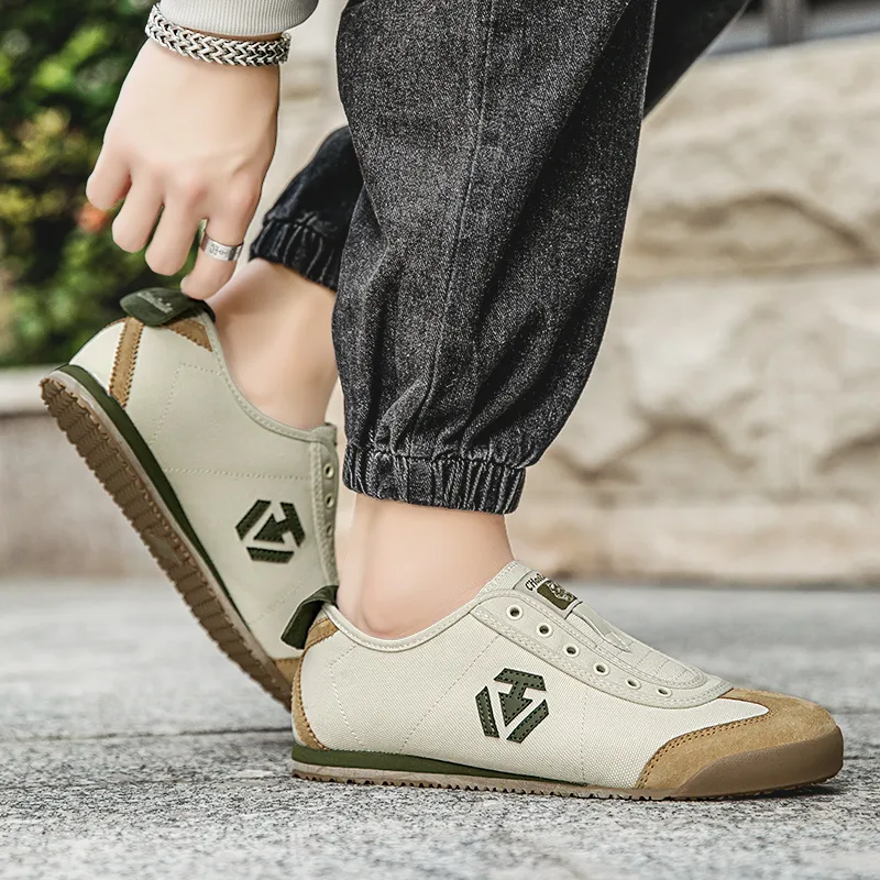 CEDAR HAN Slip Resistant And Abrasion Resistant Coverage Low Top Casual Shoes Unisex-11