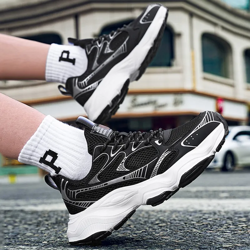 CEDAR HAN Chunky Sneakers Unisex Low Top White Black-11