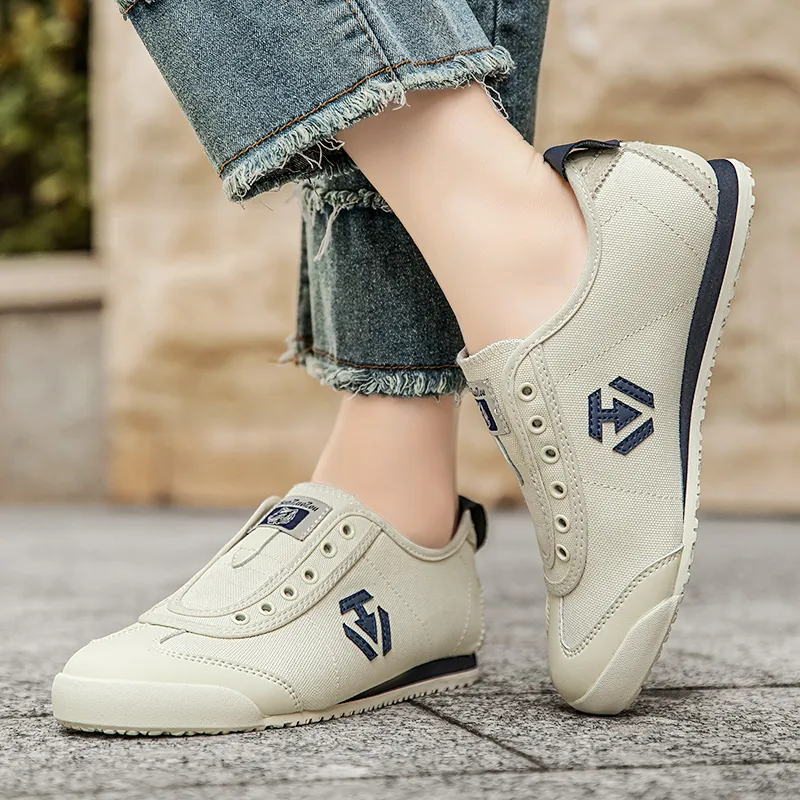 CEDAR HAN Slip Resistant And Abrasion Resistant Coverage Low Top Casual Shoes Unisex-17