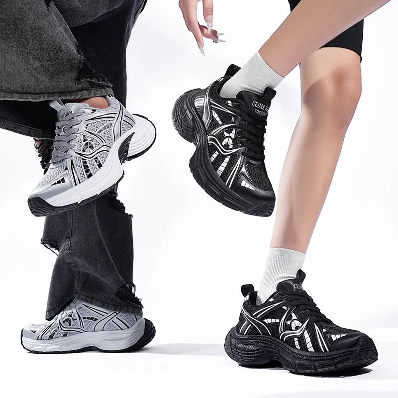 CEDAR HAN Chunky Sneakers Unisex Low Top Black-6